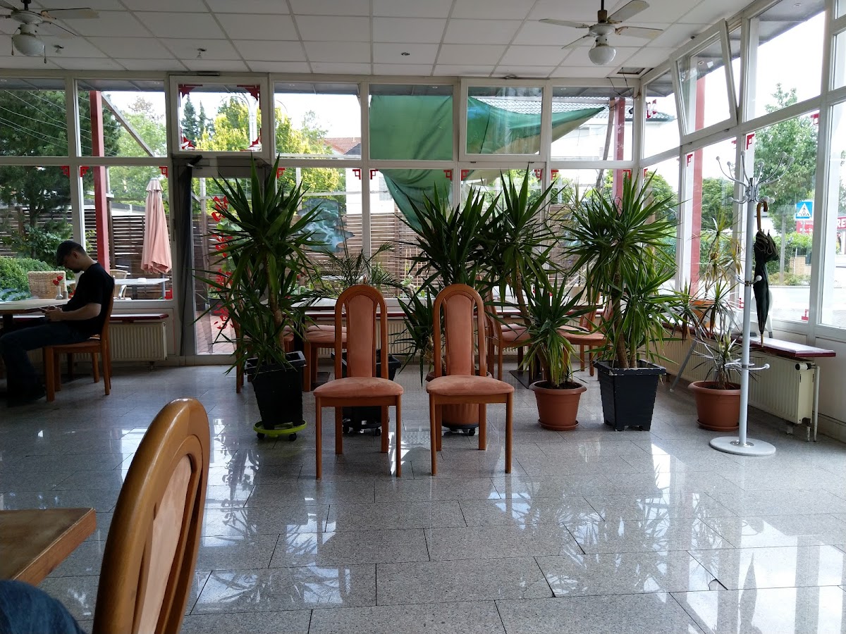 China Imbiß Asia Halong